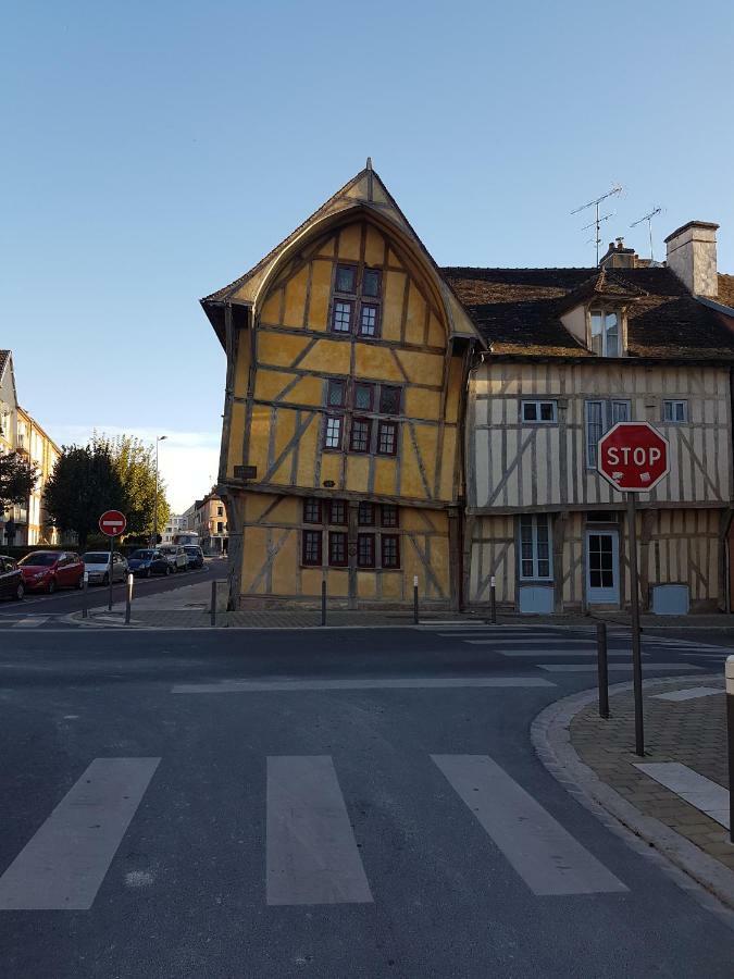 Appartement Du Vieux Troyes Zewnętrze zdjęcie